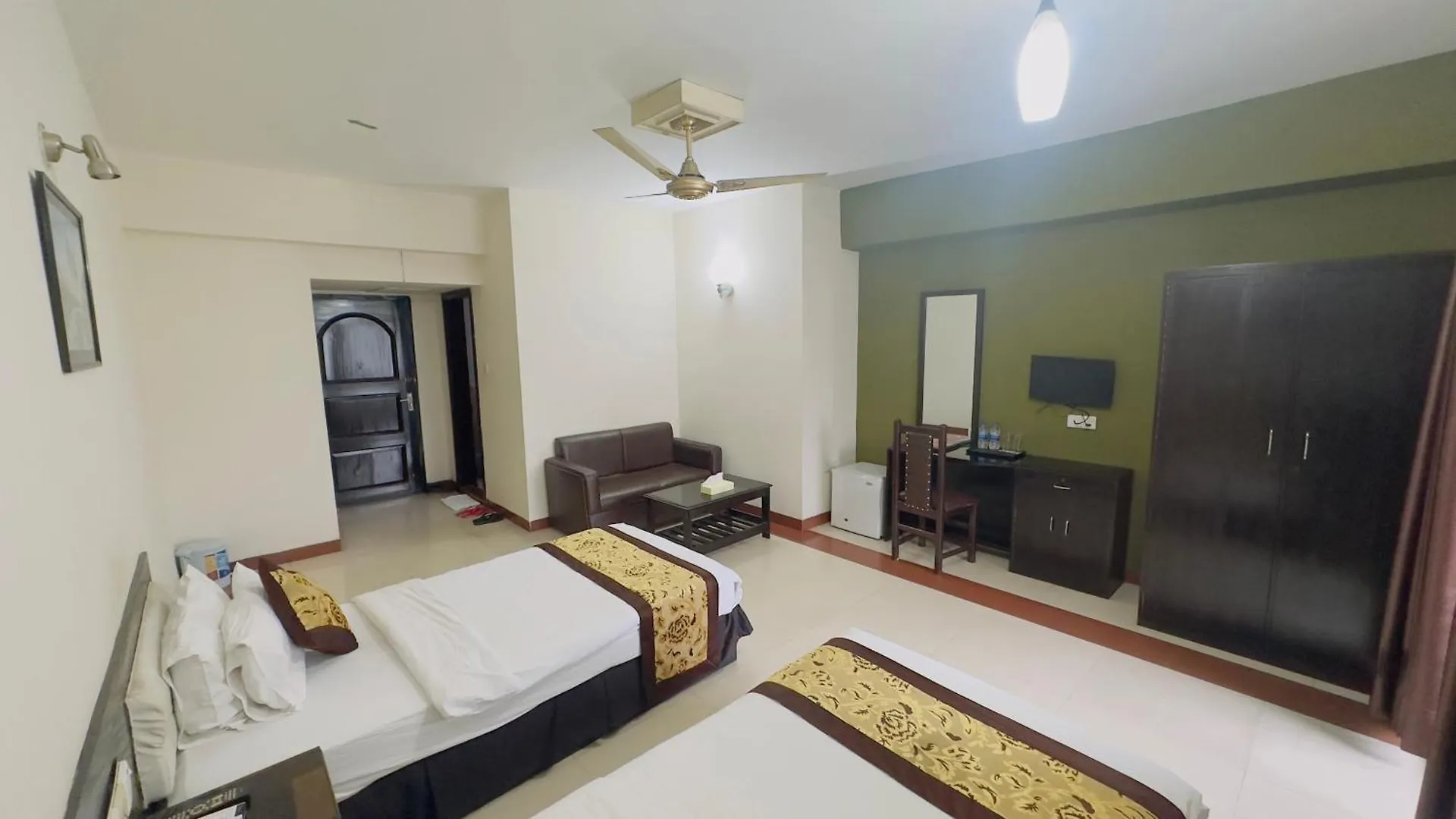 Central Inn Dhaka