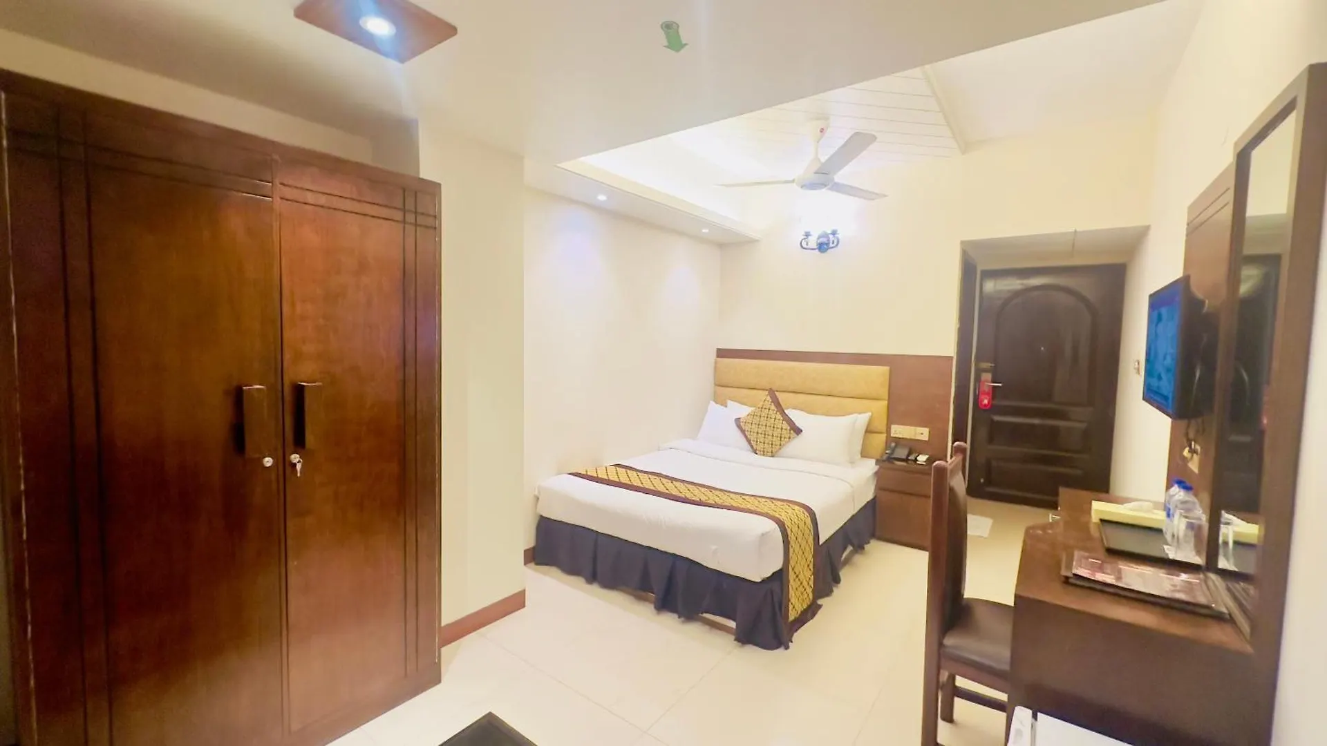 *** Hotel Central Inn Dhaka Bangladesh